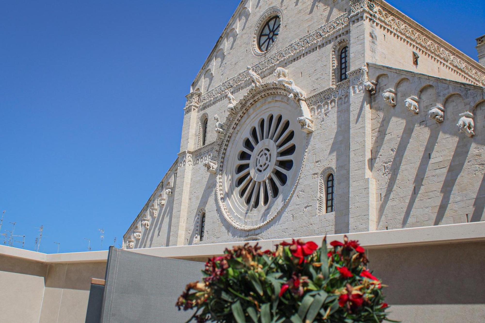 Vista Cattedrale - Super Attico Nel Centro Storico Барі Екстер'єр фото